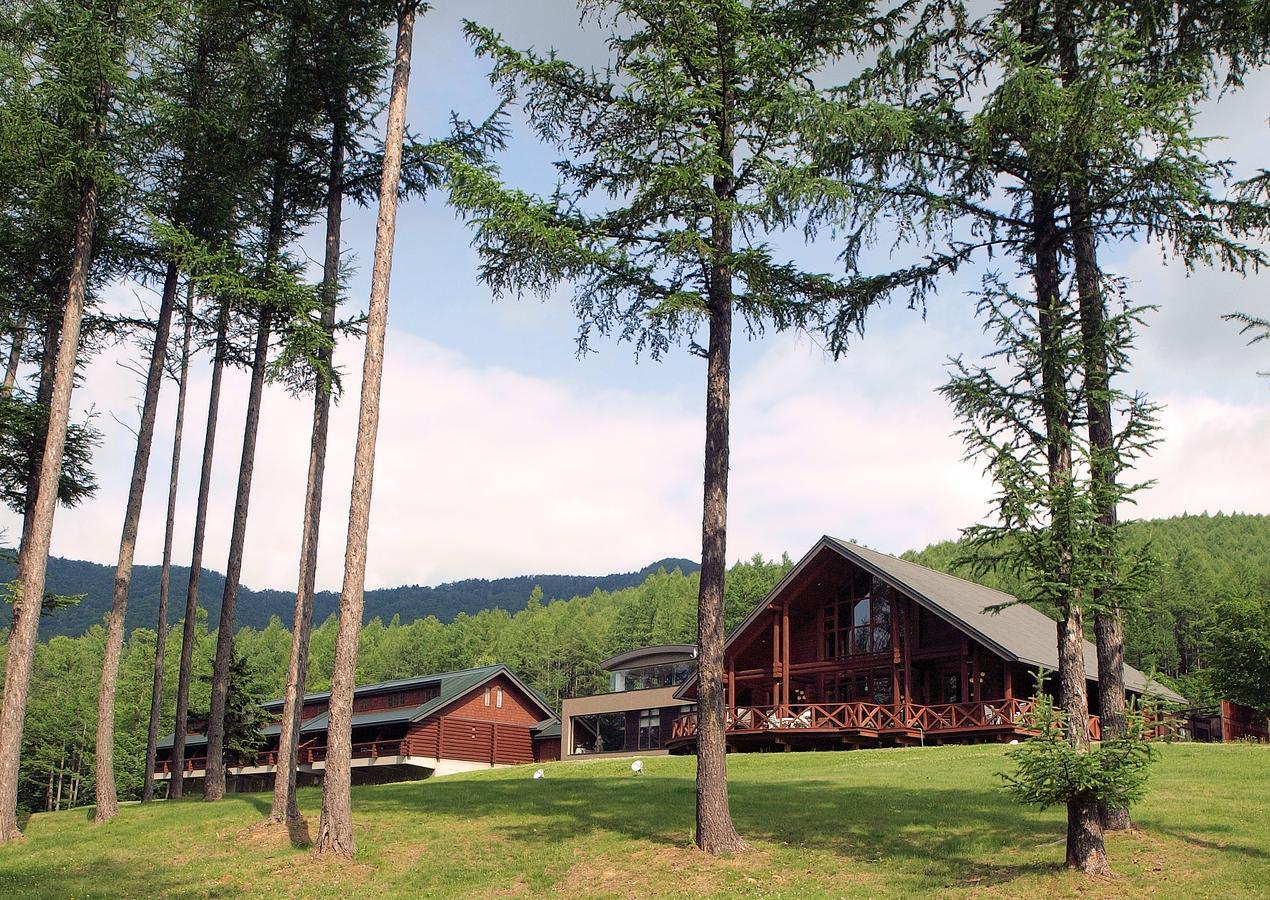 Log Hotel Larch Lake Kanayama Minamifurano Esterno foto