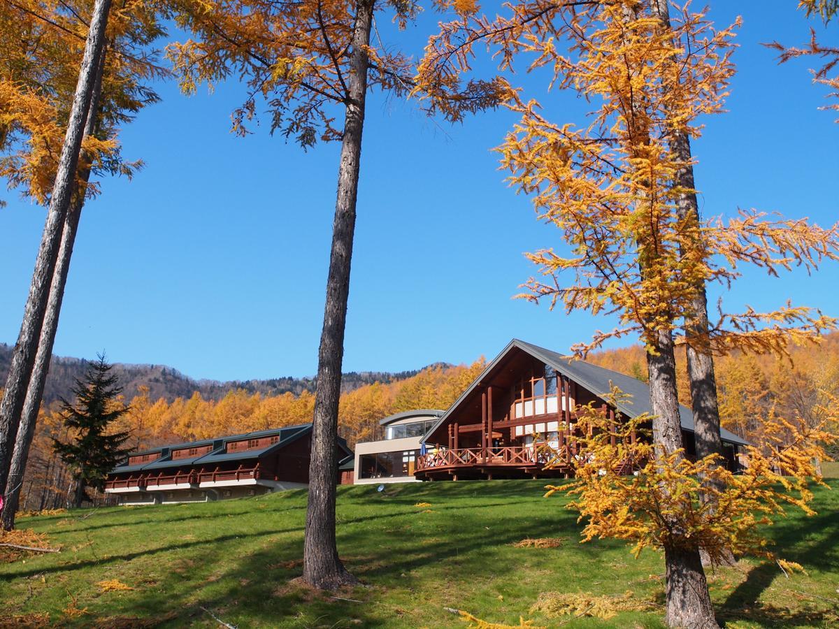 Log Hotel Larch Lake Kanayama Minamifurano Esterno foto