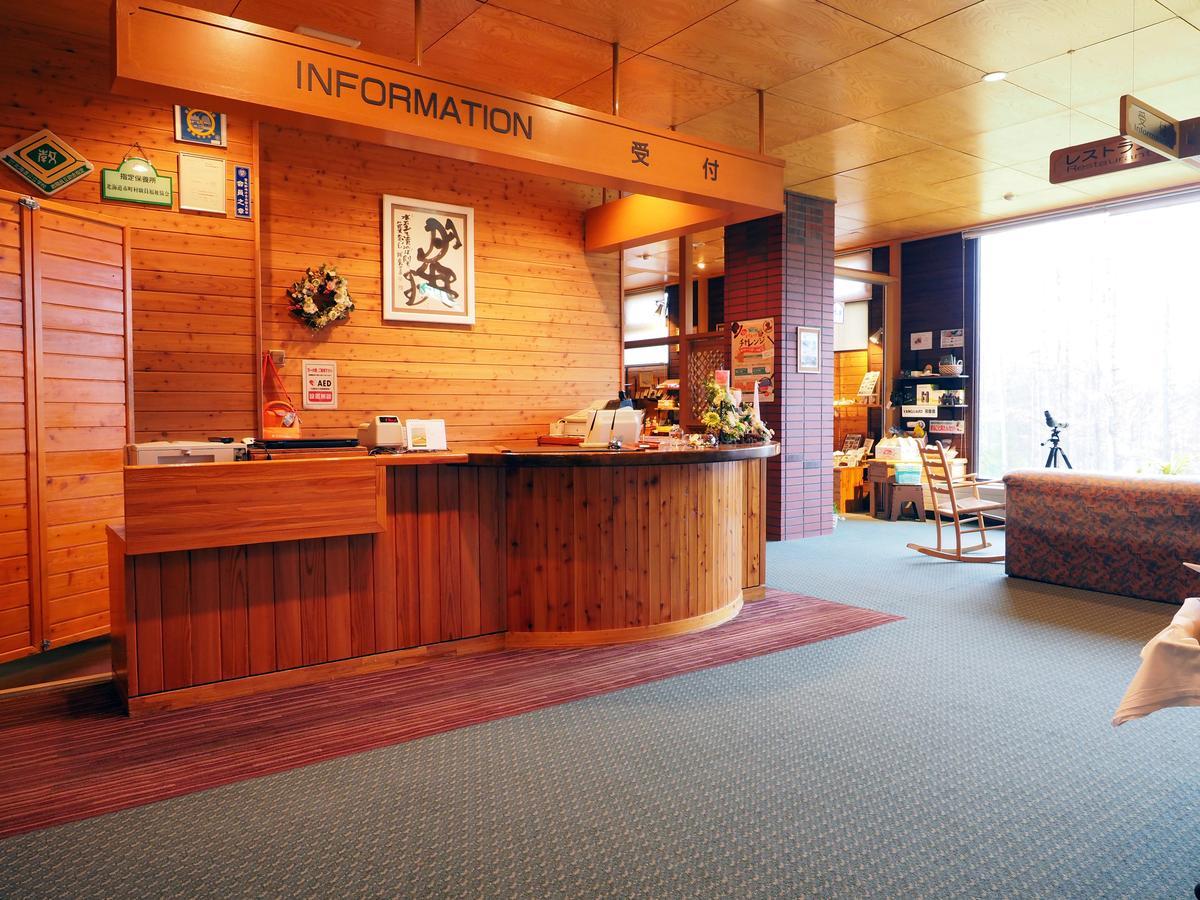 Log Hotel Larch Lake Kanayama Minamifurano Esterno foto